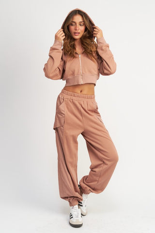 Hot Girl Emory Contrasted Zip Up Cropped Hoodie In Dusty Peach