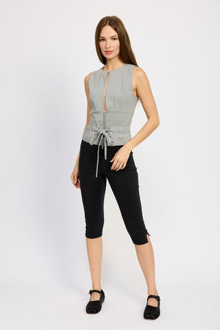 Hot Girl Front Cutout Zippered Sleeveless Utility Top In Grey