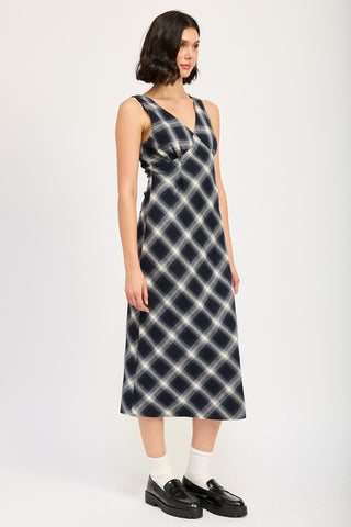 Hot Girl Oxford Nights Plaid Midi Dress In Navy