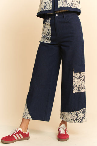 Hot Girl X Davi & Dani Lace Appliqué Wide Leg Cropped Jeans