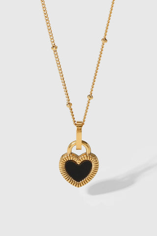 HGA Vintage Love Heart Pendant Gold Necklace In Black