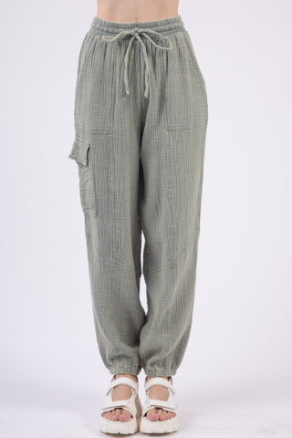 Hot Girl Washed Woven Crinkle Gauze Drawstring Cargo Pants In Sage