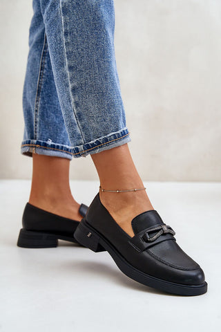 Step In Style Bow Accent Leather Moccasins In Black