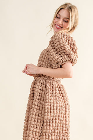 Hot Girl And The Why Bubble Texture Square Neck Puff Sleeve Midi Dress