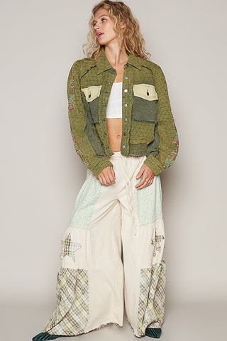 Hot Girl Embroidered Sleeve Raw Edge Quilted Jacket In Olive