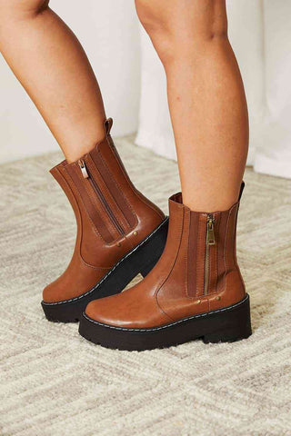 HGA Side Zip Platform Boots - Hot Girl Apparel