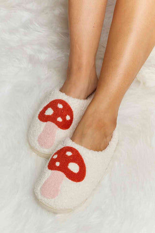 Hot Girl Mushroom Print Plush Slide Slippers - Hot Girl Apparel